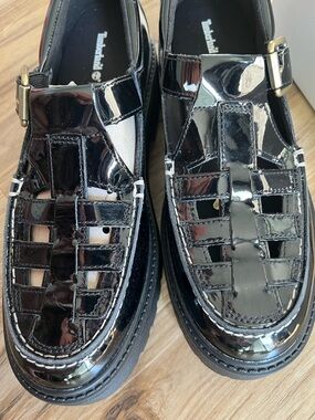 Timberland women’s Black Patent Leather Loafers